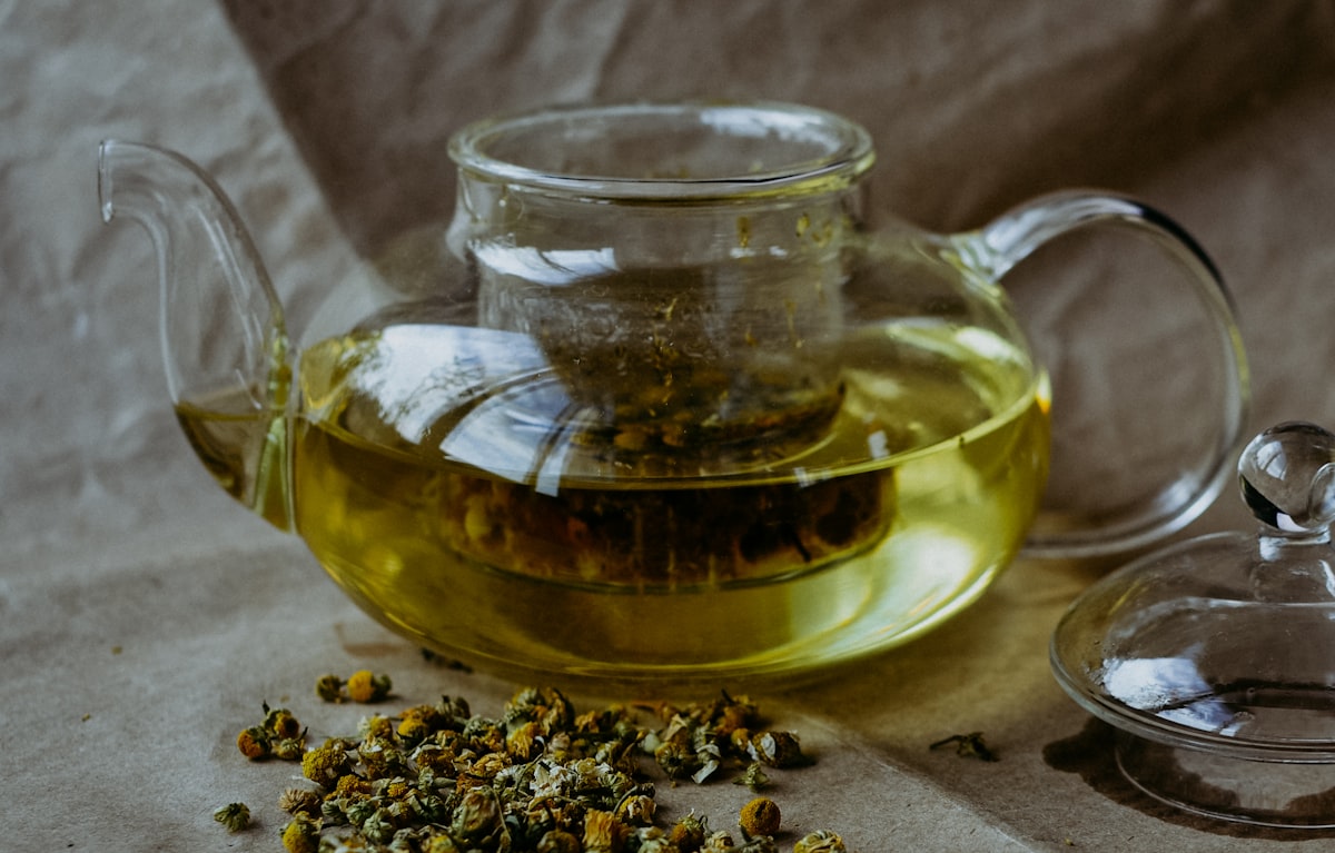 Naturalne składniki organiczne — zioła, owoce i warzywa